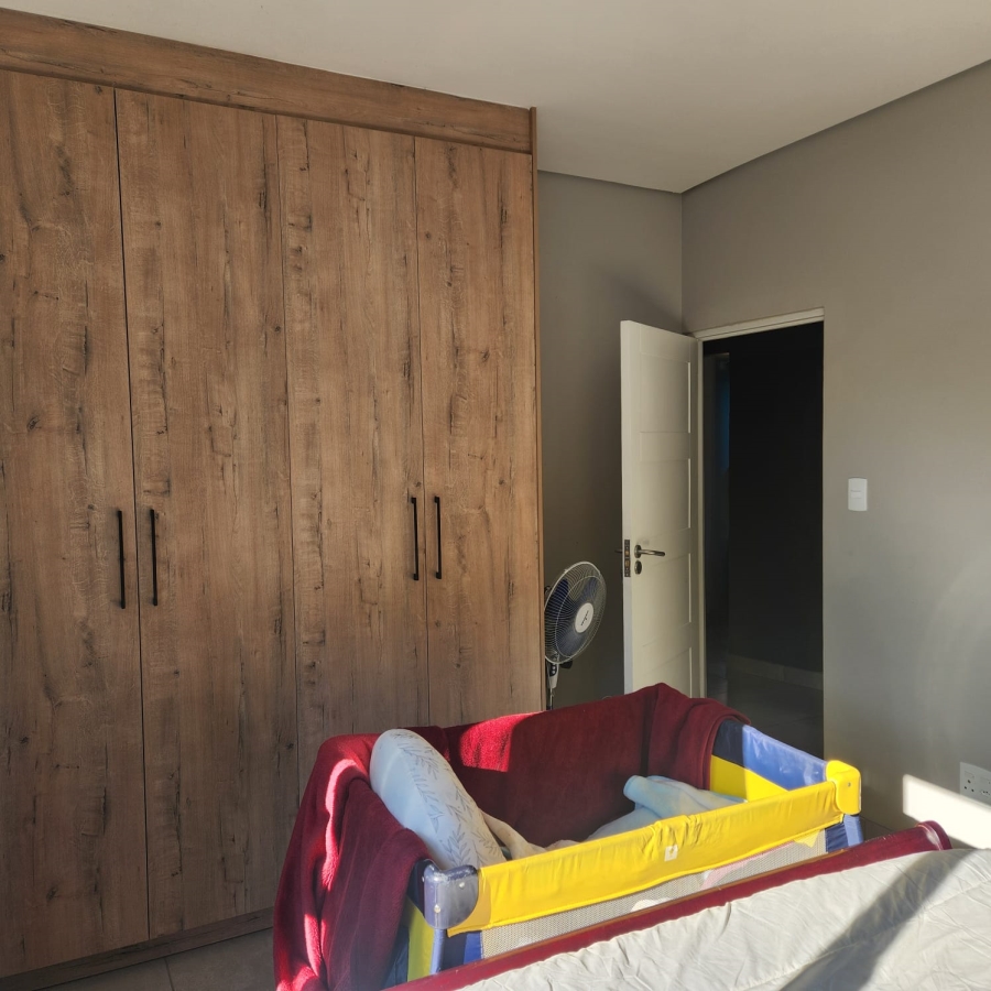 To Let 3 Bedroom Property for Rent in Van Der Hoff Park North West